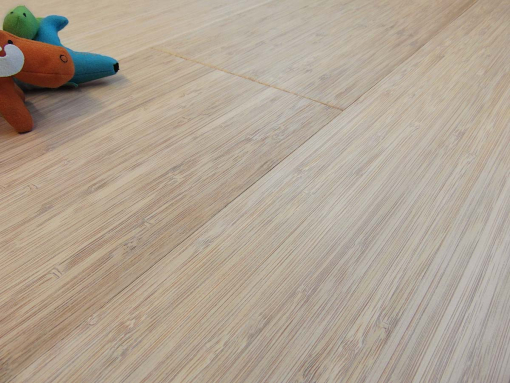 parquet bamboo realizzato a mano verticale thermo sbiancato 02